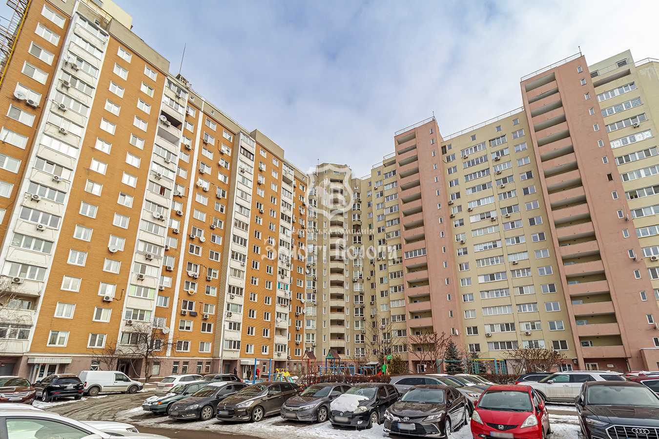 Продажа 3-комнатной квартиры 103 м², Смілянська, 15