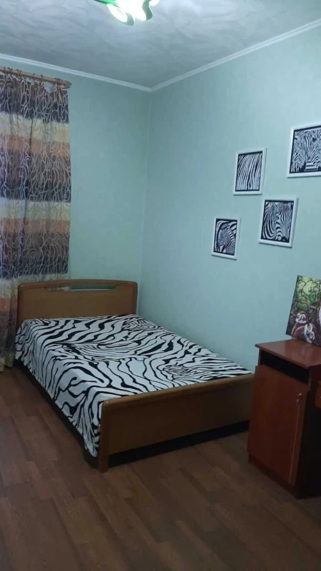 Оренда 2-кімнатної квартири 57.5 м²