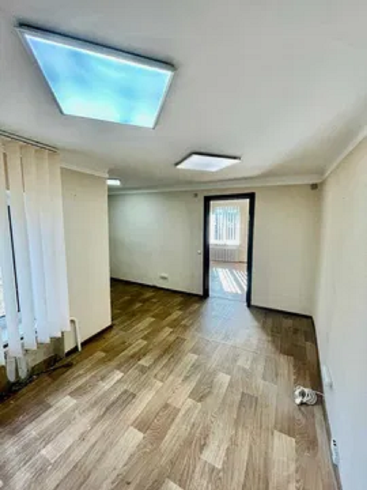Оренда офісу 67 м², Інженерний пров., 4Б
