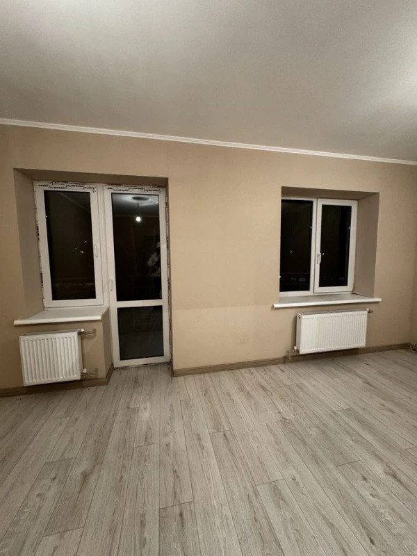 Продаж 2-кімнатної квартири 65 м²