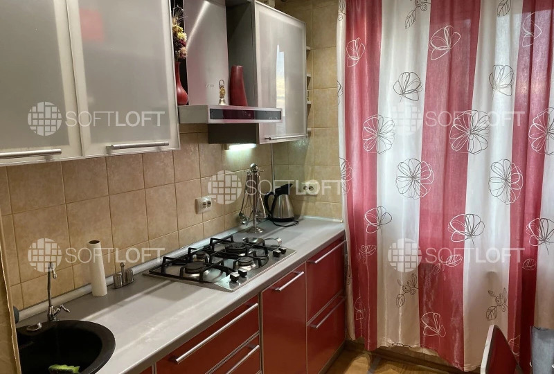 Продаж 3-кімнатної квартири 64 м²