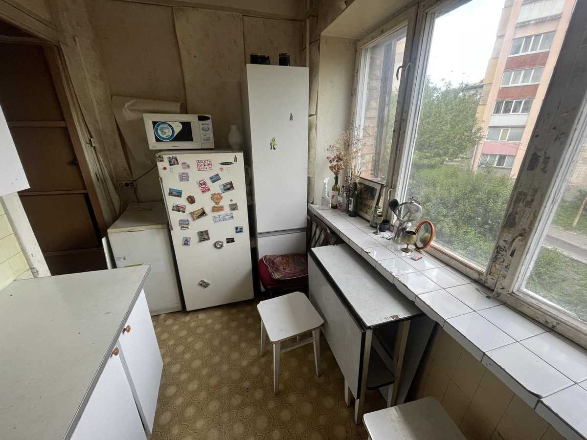 Продажа 3-комнатной квартиры 62 м², Белорусская ул., 10/18