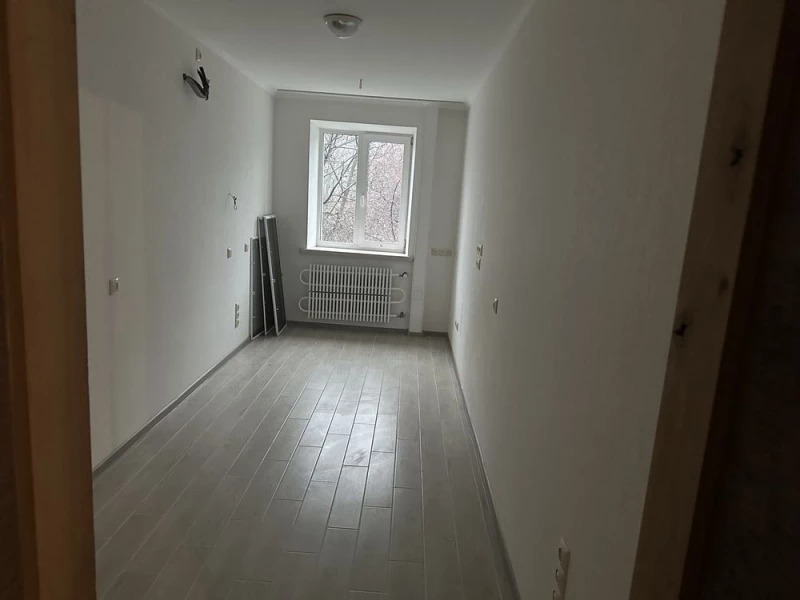 Продаж 3-кімнатної квартири 54 м²