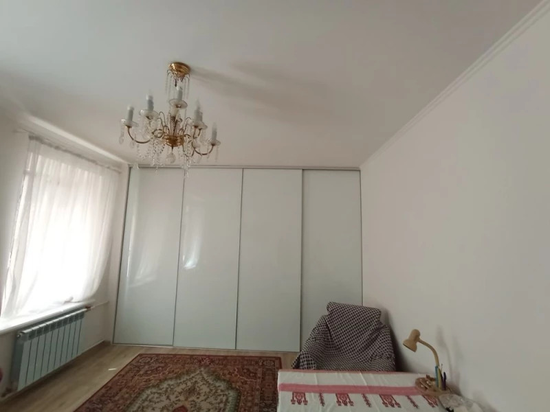 Продаж 3-кімнатної квартири 83 м²