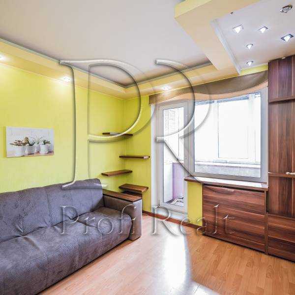 Продаж 2-кімнатної квартири 55 м², Радунська вул., 44