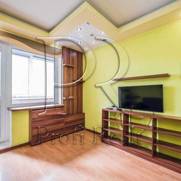 Продаж 2-кімнатної квартири 55 м², Радунська вул., 44