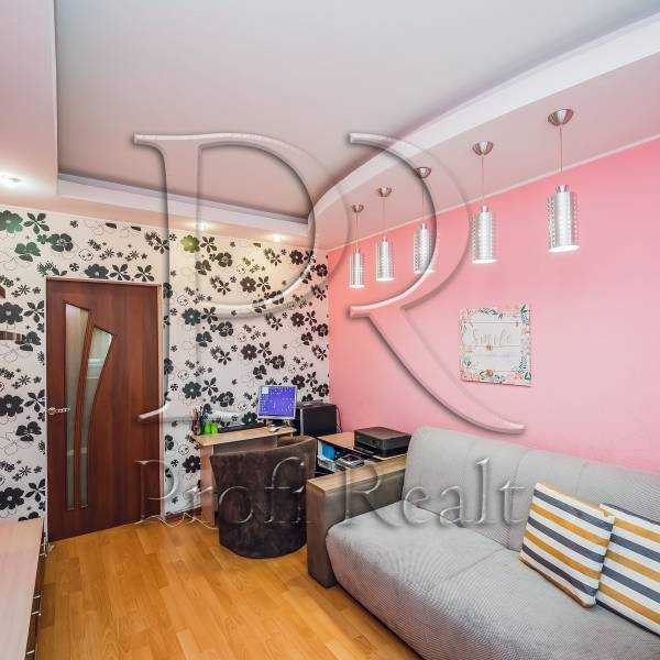 Продажа 2-комнатной квартиры 55 м², Радунская ул., 44