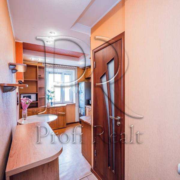 Продаж 2-кімнатної квартири 55 м², Радунська вул., 44