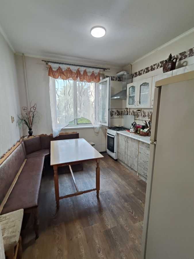 Продаж 3-кімнатної квартири 91 м², Миколи Закревського вул., 49/1