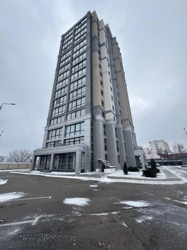 Продаж 2-кімнатної квартири 74 м²