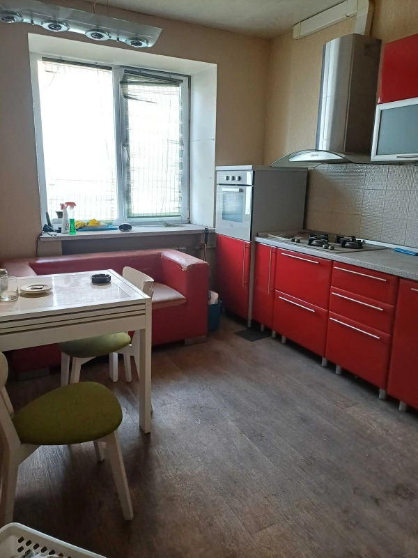 Продажа 2-комнатной квартиры 55 м²