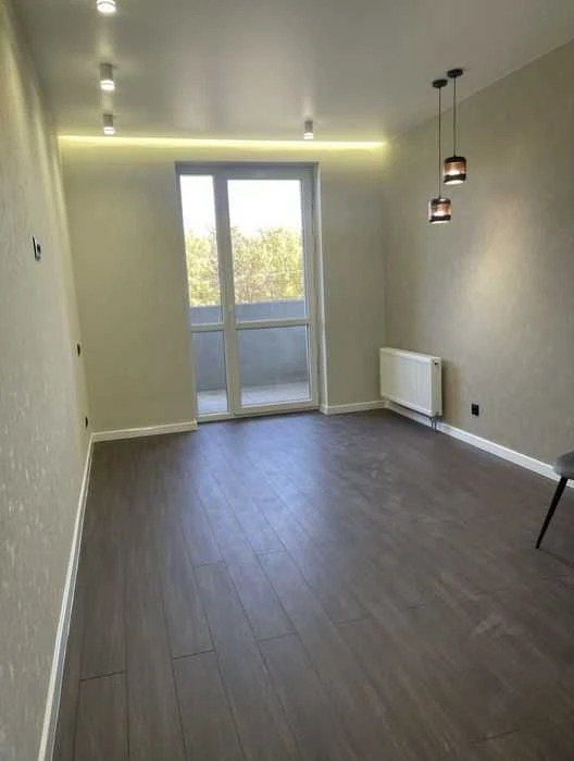 Продаж 1-кімнатної квартири 57 м²