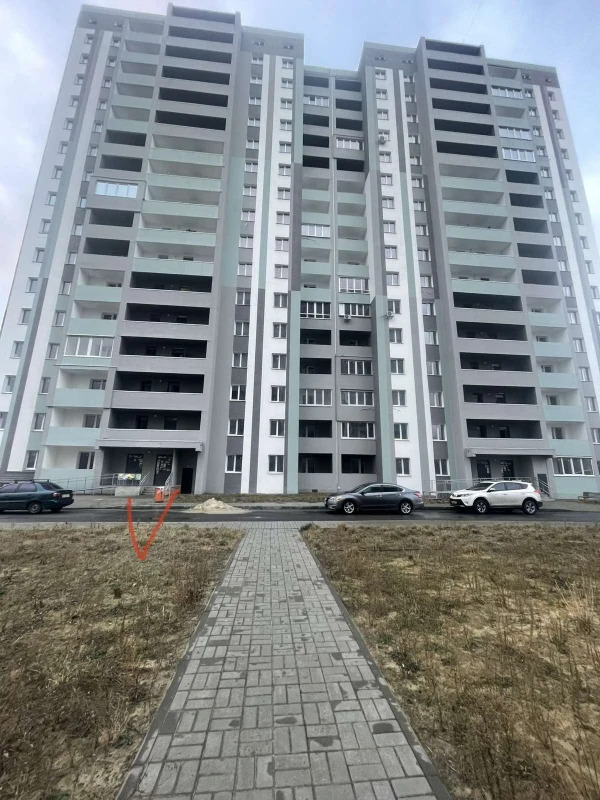 Продаж 1-кімнатної квартири 42 м²