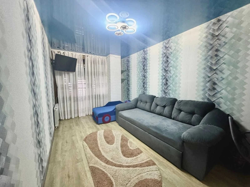 Продаж 2-кімнатної квартири 53 м²