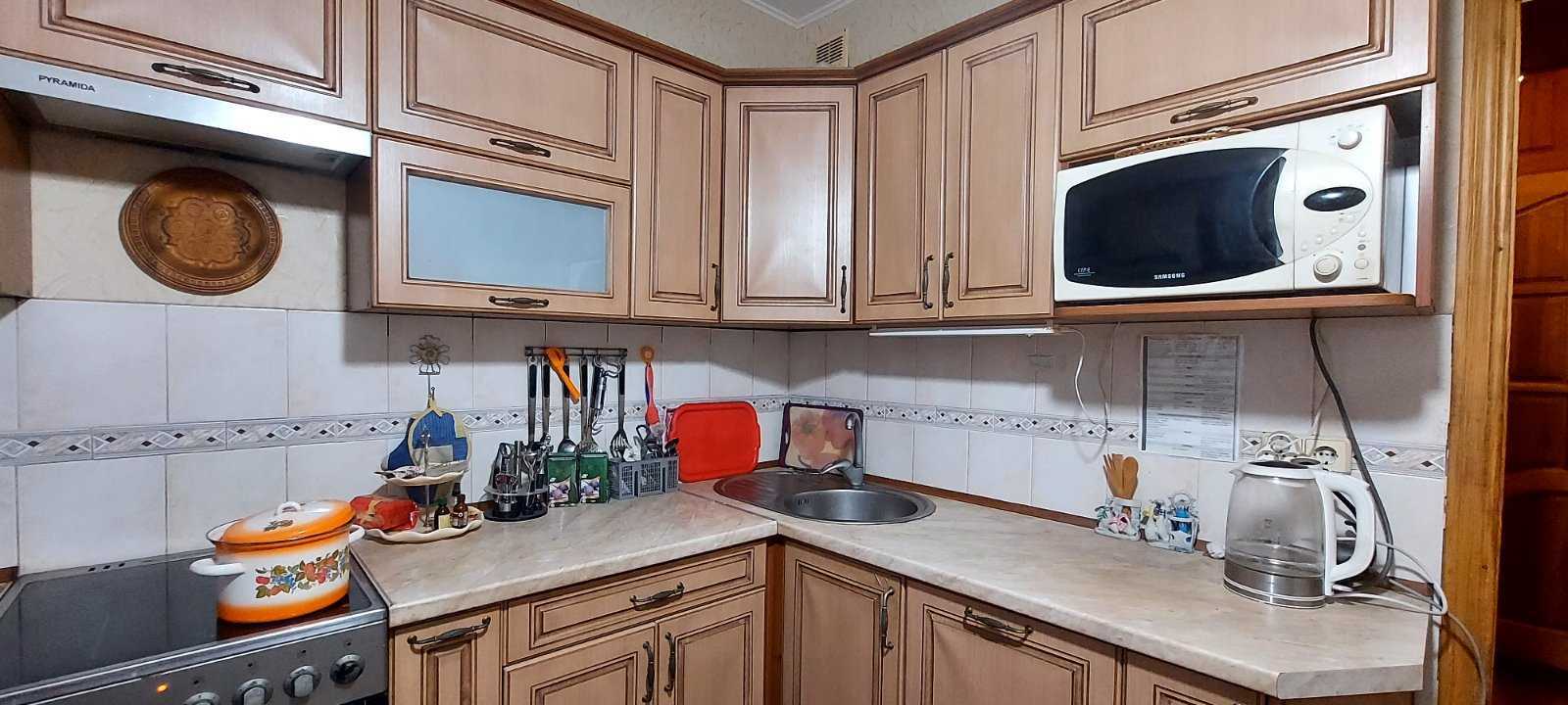 Продаж 2-кімнатної квартири 55 м², Радунська вул., 18А