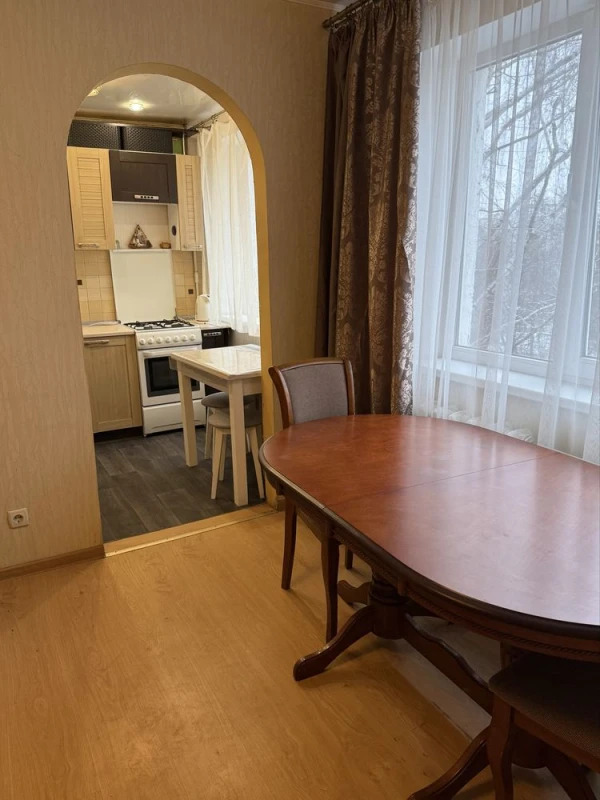 Продаж 3-кімнатної квартири 63 м²