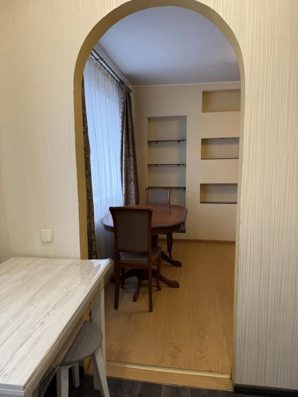 Продаж 3-кімнатної квартири 63 м²