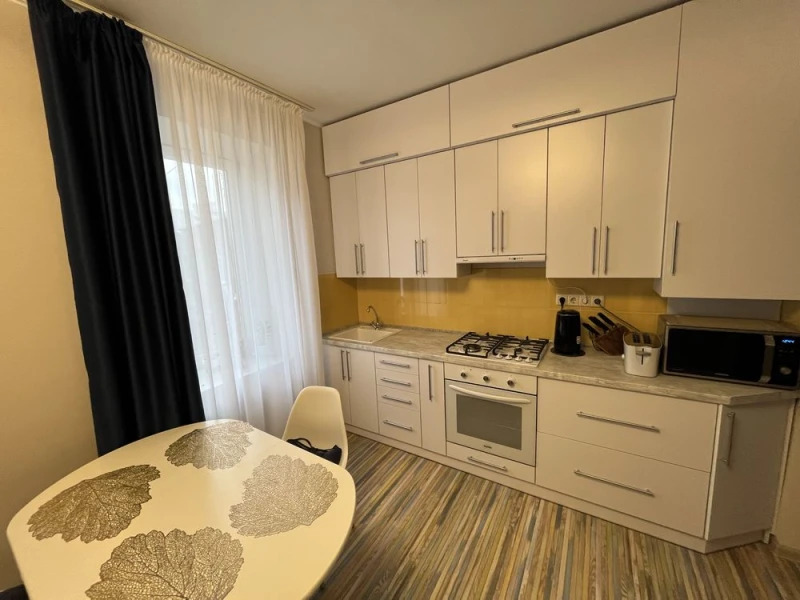 Продаж 2-кімнатної квартири 48 м²