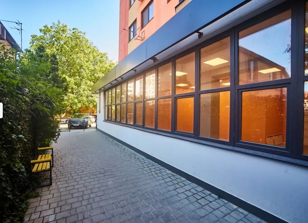 Аренда помещения свободного назначения 720 м², Малиновского Маршала ул.