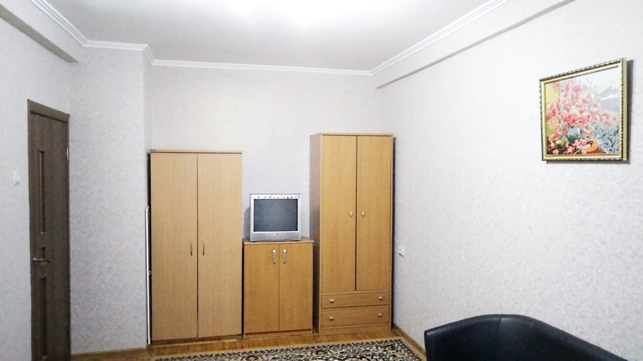 Аренда 1-комнатной квартиры 30 м², Средняя ул., 27