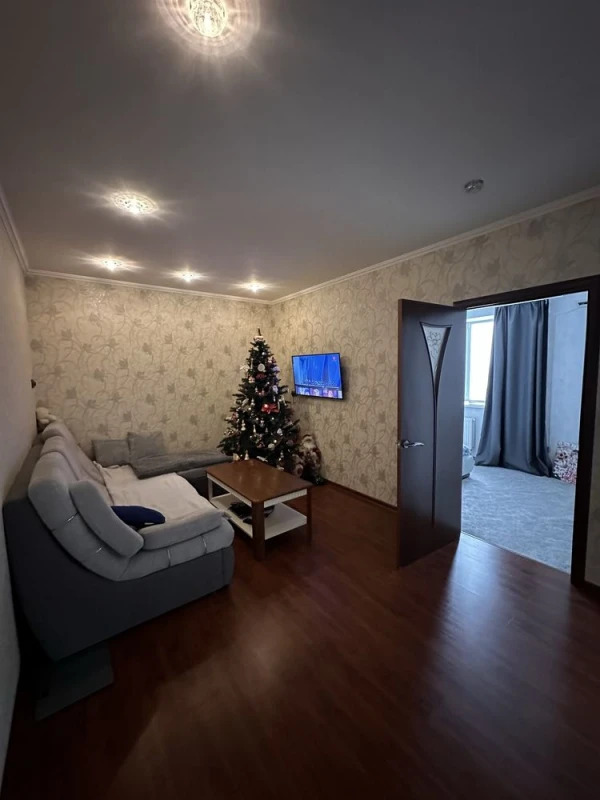 Продажа 2-комнатной квартиры 52.8 м²