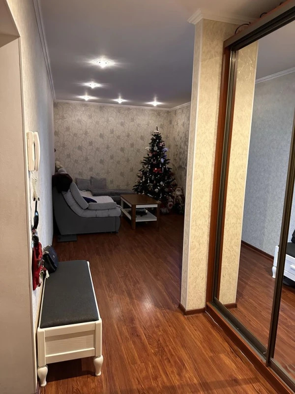 Продажа 2-комнатной квартиры 52.8 м²