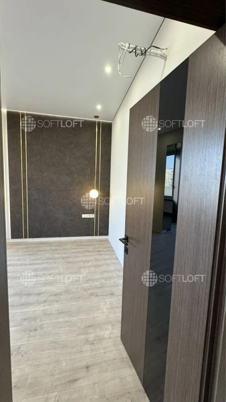 Продажа 2-комнатной квартиры 69 м²