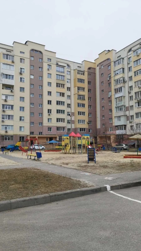 Продажа 2-комнатной квартиры 66 м²