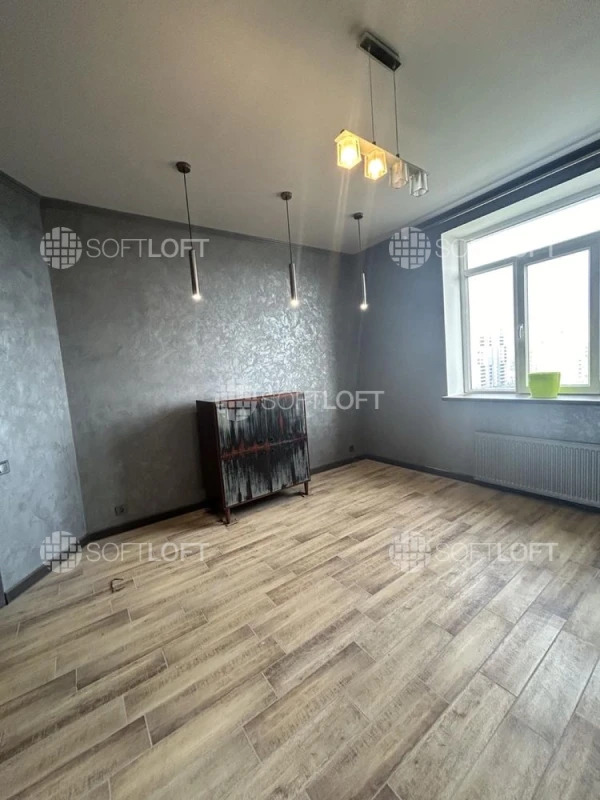 Продажа 2-комнатной квартиры 57 м²