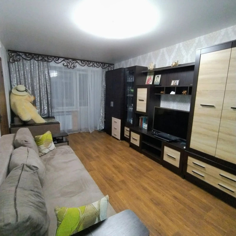 Продажа 3-комнатной квартиры 57 м²