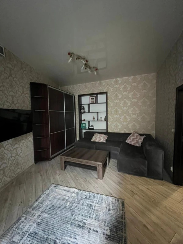 Продаж 2-кімнатної квартири 51 м²