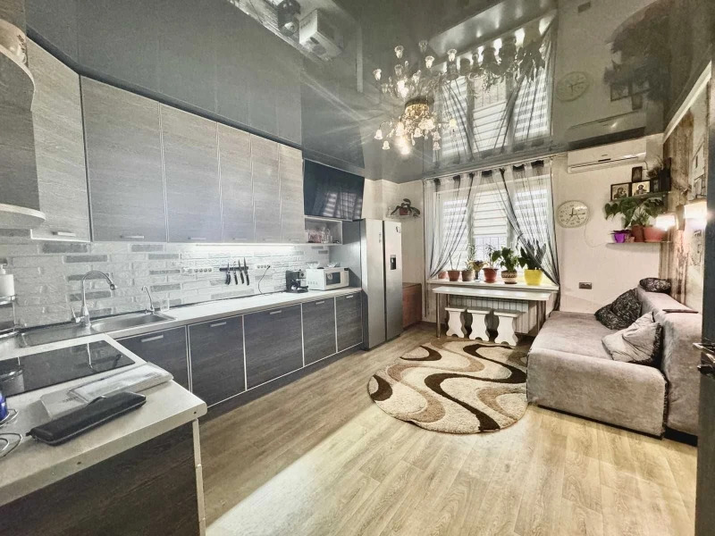 Продажа 2-комнатной квартиры 53 м²