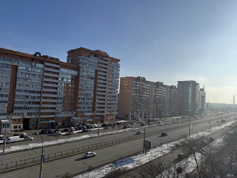 Продажа 3-комнатной квартиры 84 м²