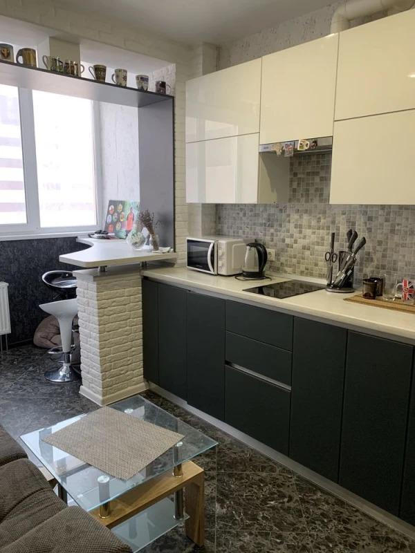 Продажа 1-комнатной квартиры 41 м²