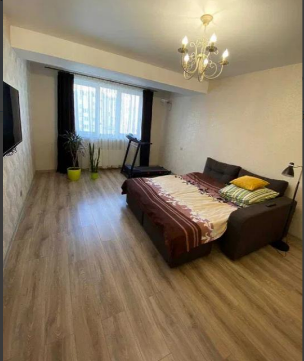 Продаж 1-кімнатної квартири 52 м², Костанді вул.