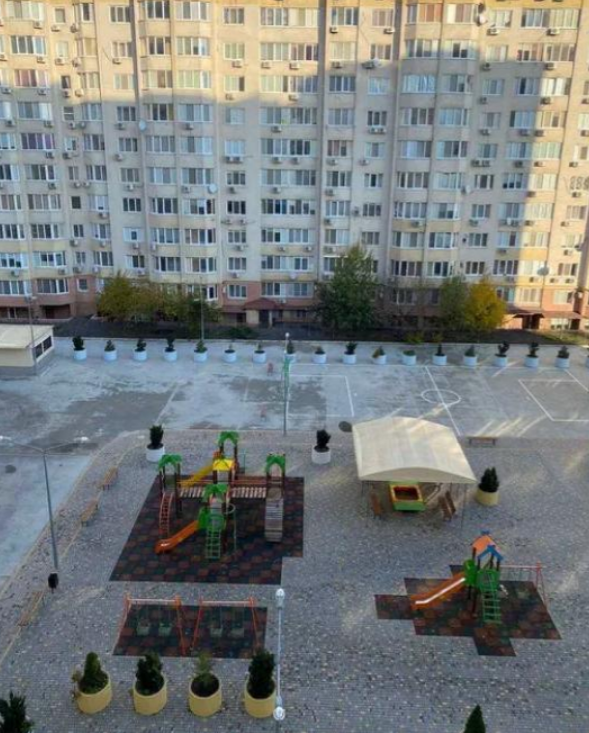 Продаж 1-кімнатної квартири 52 м², Костанді вул.