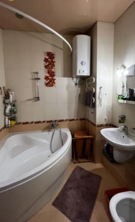 Продаж 1-кімнатної квартири 51 м², Інглезі вул.