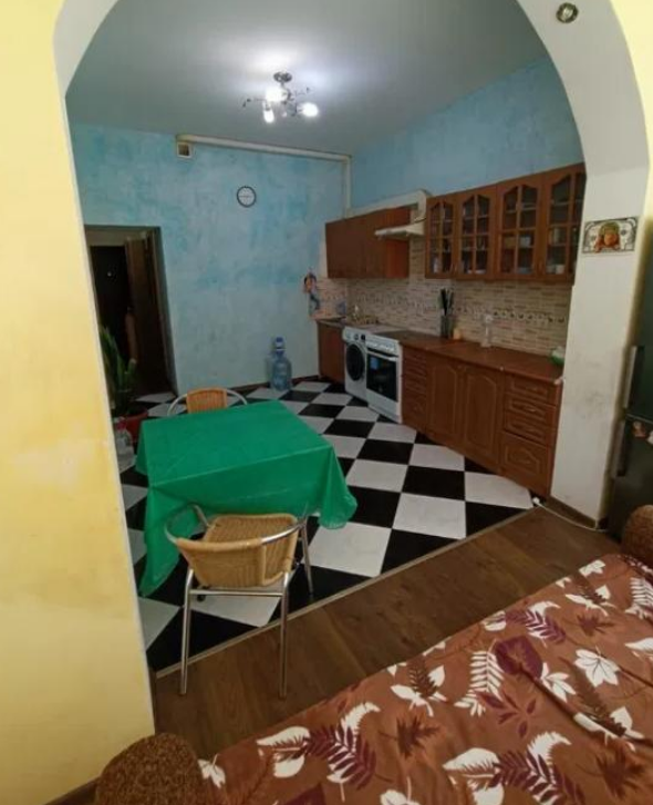 Продаж 1-кімнатної квартири 60 м², Академіка Корольова вул.