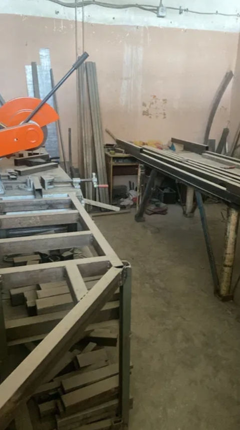 Оренда виробничого приміщення 310 м², Церковная вул.