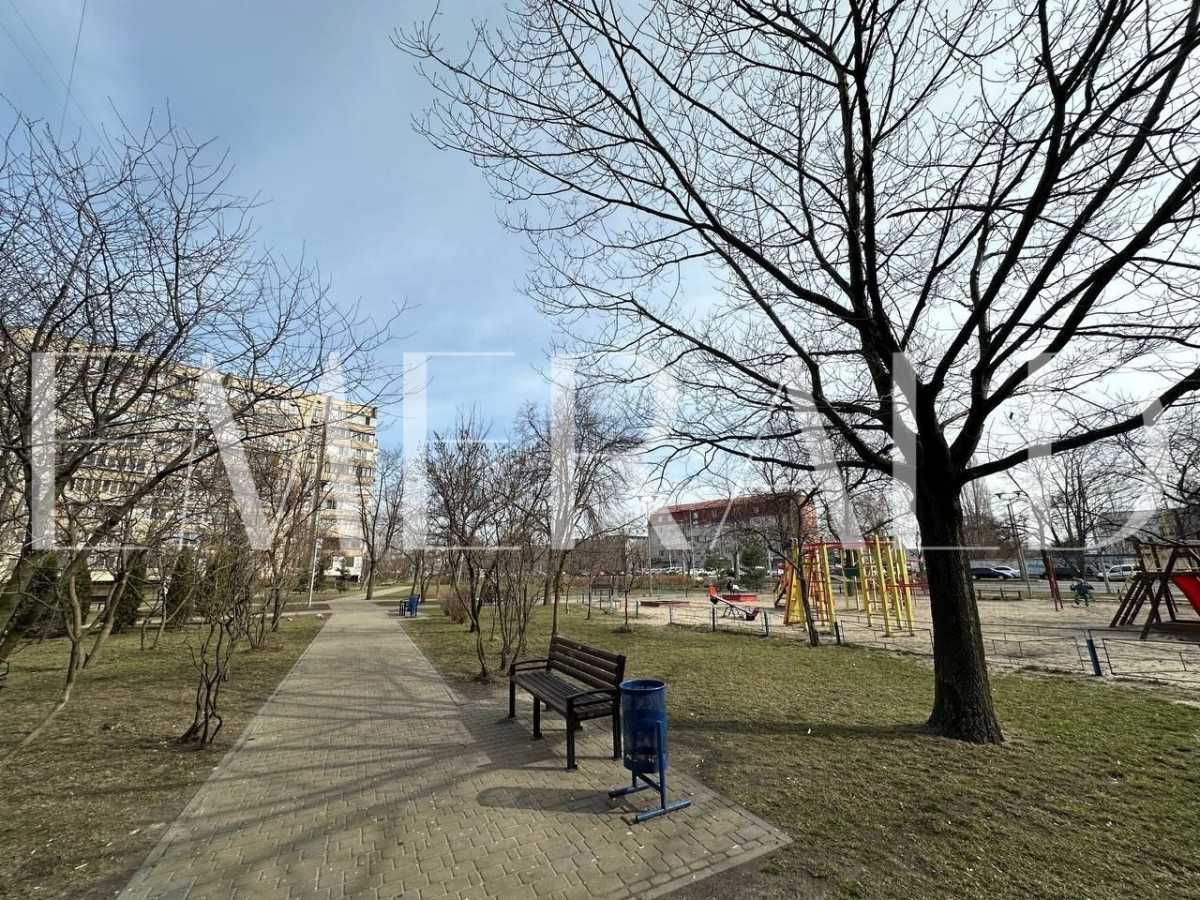 Продаж 3-кімнатної квартири 84.1 м², Миколи Закревського вул., 33