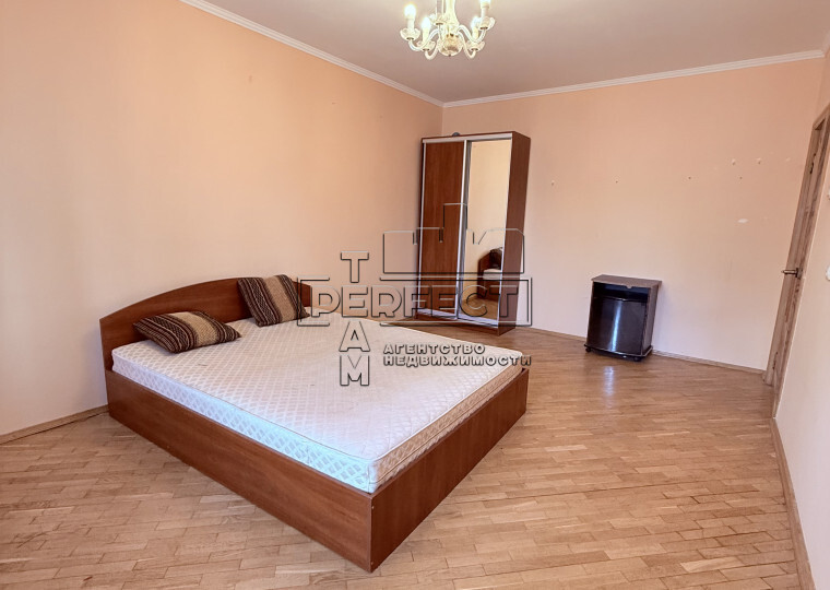 Продаж 3-кімнатної квартири 74 м², Петра Григоренка просп., 7А