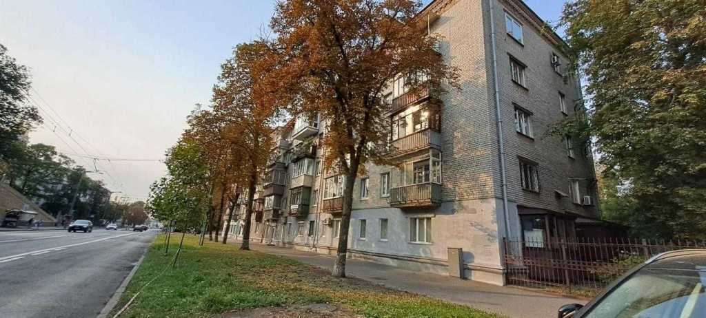 Продаж 1-кімнатної квартири 30 м², Лаврська вул., 8