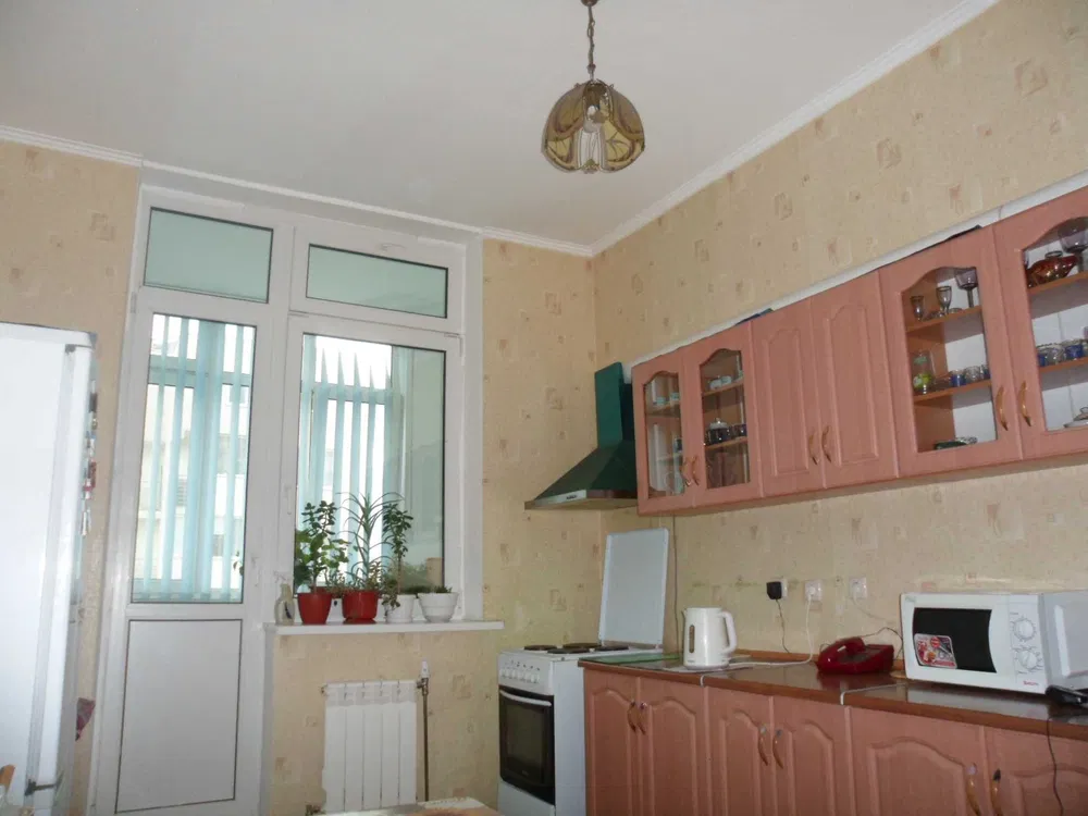 Оренда кімнати/частини квартири, Гната Хоткевича вул., 12