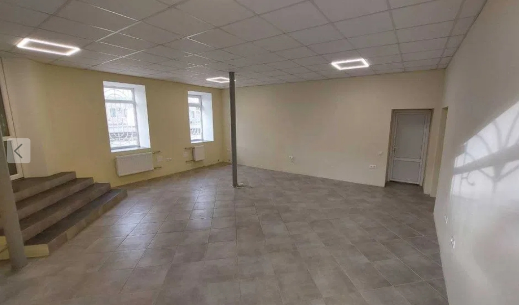 Оренда приміщення вільного призначення 45 м², Николаевская дор.