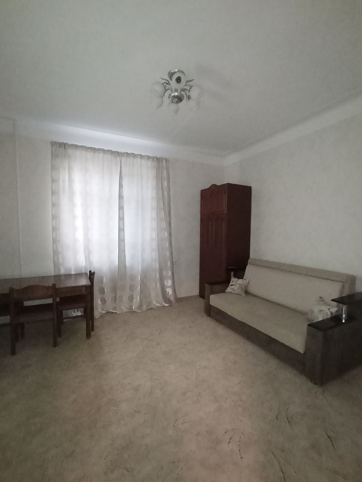 Оренда 2-кімнатної квартири 52 м², Робітнича вул.