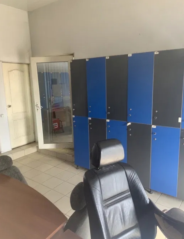Оренда автосервісу 650 м², Овидиопольская дор.