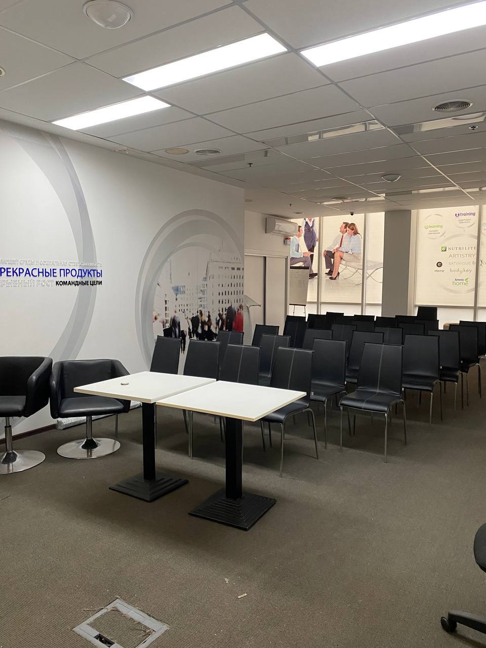 Продаж торговельного приміщення 711 м², Середньофонтанська вул., 19А