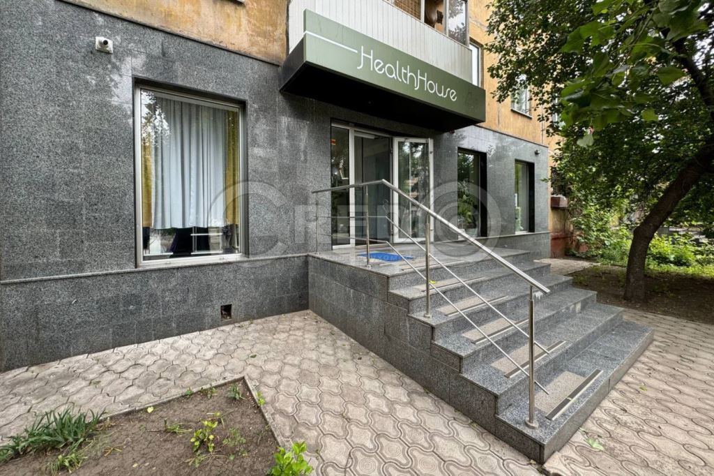 Оренда торговельного приміщення 93 м², Віталія Матусевича вул.