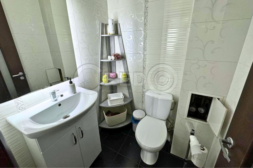 Оренда торговельного приміщення 93 м², Віталія Матусевича вул.