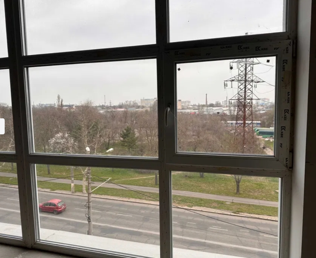 Оренда приміщення вільного призначення 2000 м², Мельницька вул.